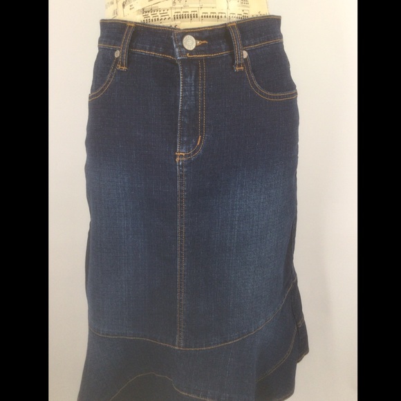 Neeso Jeans Size 5 Fit and Flare Jean Skirt 4% Spandex - Picture 4 of 10